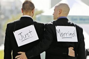 MARIAGES POUR TOUS : TOUT CE BORDEL POUR 3% !